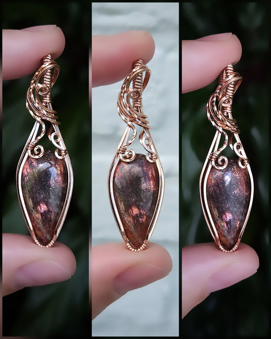 Purple haze zonnesteen 14k rose goldfill wire wrap hanger