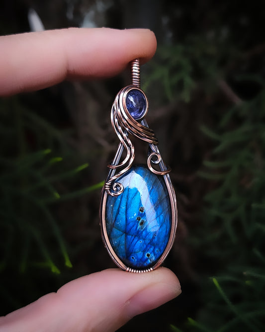Labradorite and Tanzanite Antique Copper Wire Wrap Pendant (PRE-ORDER / Half Deposit of $92.50)