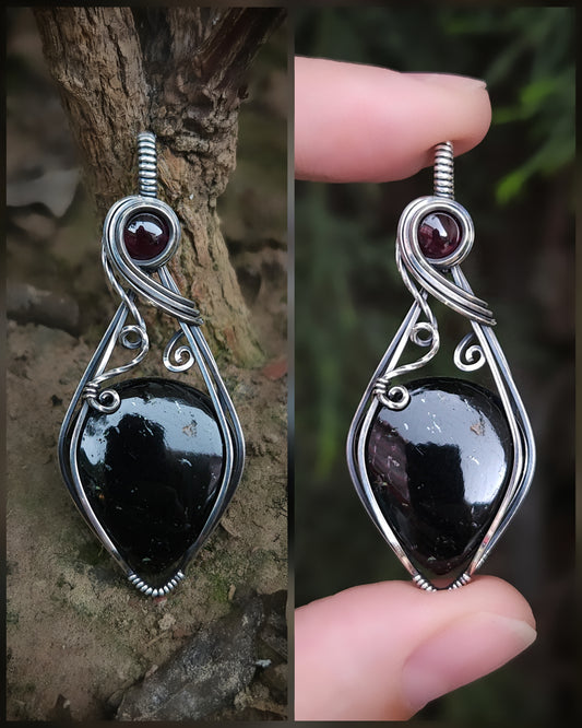 Zwarte toermalijn en granaat antiek 925 sterling zilver wire wrap (PRE-ORDER / de helft aanbetaling van 115)