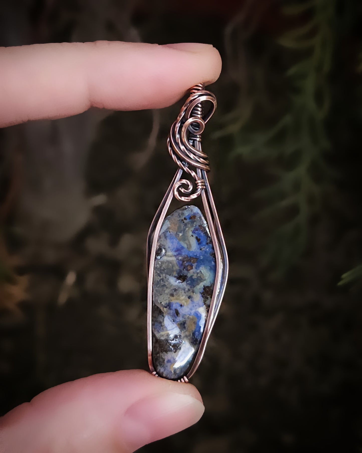Boulder opaal antiek koper wire wrap hanger (verzending mogelijk na 12 mei)