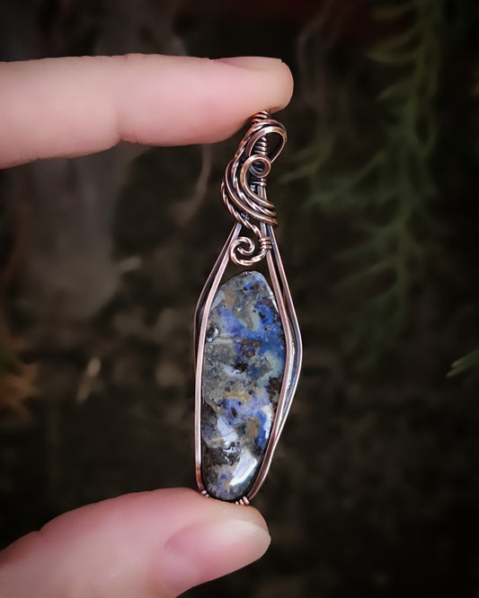 Boulder opaal antiek koper wire wrap hanger (verzending mogelijk na 12 mei)