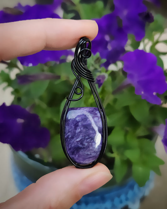 Charoiet koper met zwarte coating wire wrap hanger (verzending mogelijk na 12 mei)
